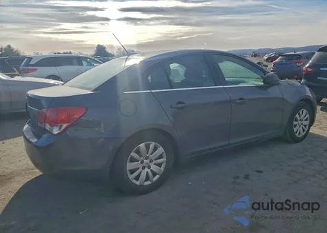 2011 Chevrolet Cruze Ls z USA, uszkodzony, nr VIN 1G1PC5SH6B7231588